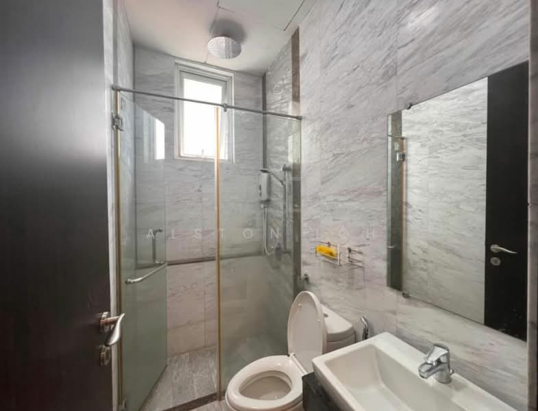 Kondominium untuk Dijual di The Cantonment - Alston Loh - Bathroom - PropertyGuru.com.my