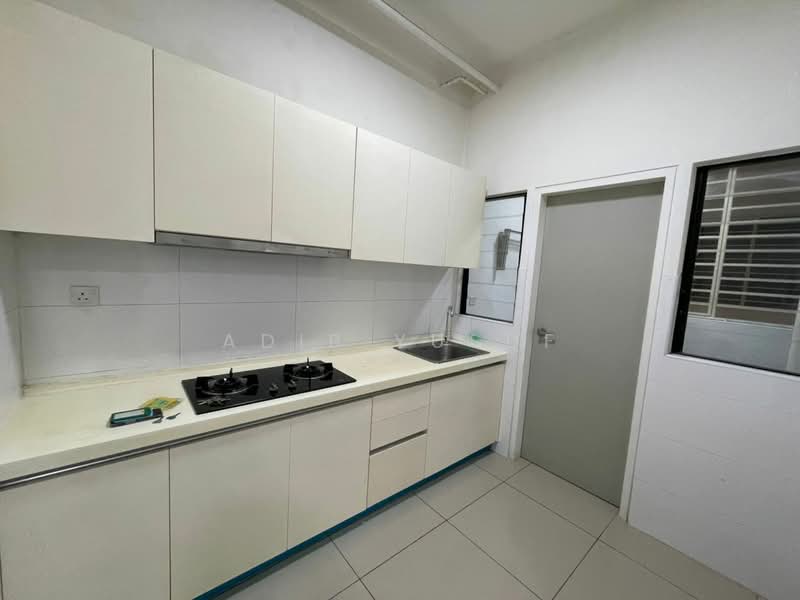 Kondominium untuk Dijual di The Greens (Residensi Hijauan) @ Subang West - Adib Yusuf - Kitchen - PropertyGuru.com.my