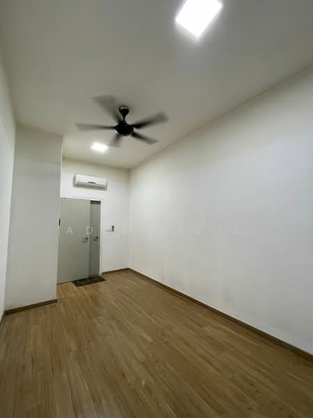 Kondominium untuk Dijual di The Greens (Residensi Hijauan) @ Subang West - Adib Yusuf - Interior - PropertyGuru.com.my