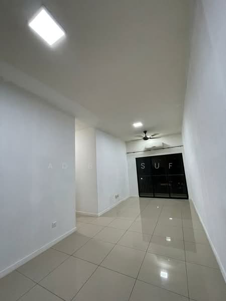 Kondominium untuk Dijual di The Greens (Residensi Hijauan) @ Subang West - Adib Yusuf - Living Room - PropertyGuru.com.my
