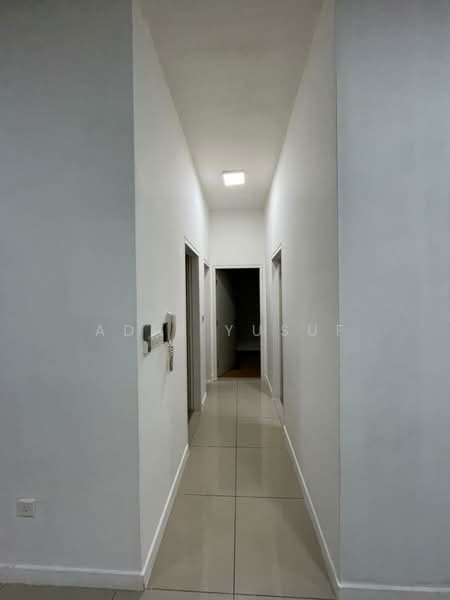 Kondominium untuk Dijual di The Greens (Residensi Hijauan) @ Subang West - Adib Yusuf - Corridor - PropertyGuru.com.my