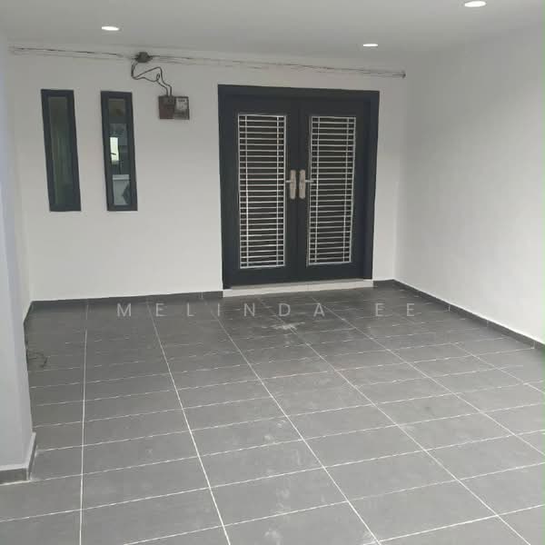 2-storey Terraced House for Sale in Taman Kota Puteri (Masai) - Melinda Ee - Entrance - PropertyGuru.com.my