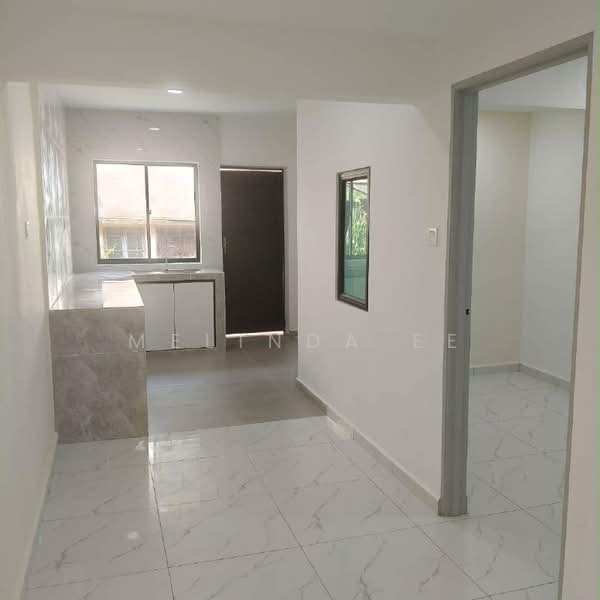 2-storey Terraced House for Sale in Taman Kota Puteri (Masai) - Melinda Ee - Kitchen - PropertyGuru.com.my