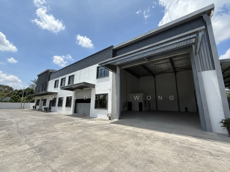 Warehouse for Rent in Serendah (Serendah) - Manddee Wong - Exterior - PropertyGuru.com.my