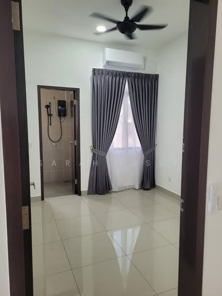 Rumah Teres untuk Disewa di Iskandar Puteri (Nusajaya) (Johor) - Sarah Yusof - Bathroom - PropertyGuru.com.my