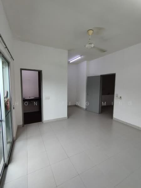 2-storey Terraced House for Sale in Seremban 2 (Negeri Sembilan) - Chong Ming Ming - Living Room - PropertyGuru.com.my