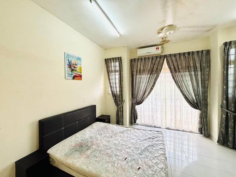 2-storey Terraced House for Sale in Kota Tinggi (Johor) - Arif MS - Bedroom - PropertyGuru.com.my