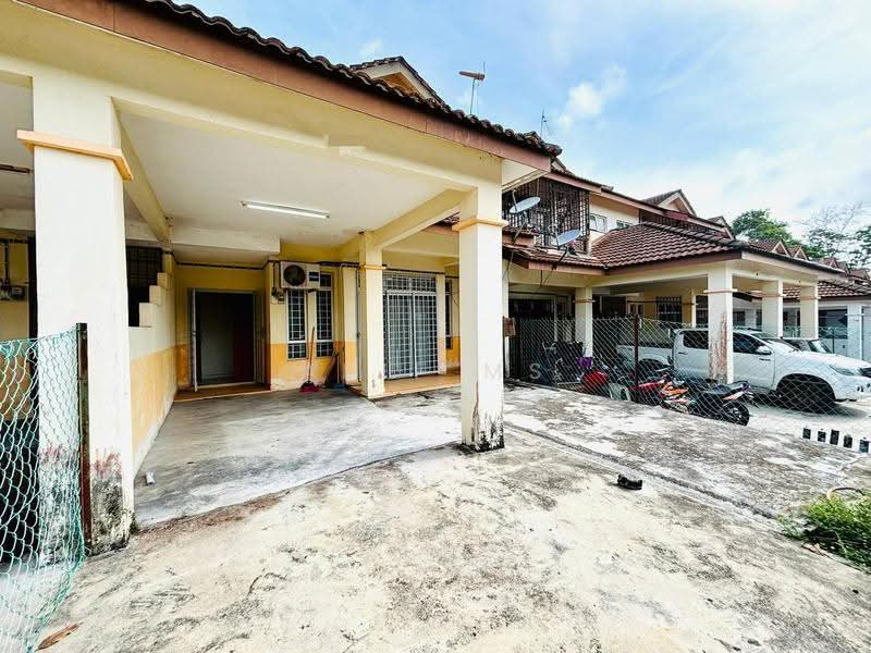 2-storey Terraced House for Sale in Kota Tinggi (Johor) - Arif MS - Exterior - PropertyGuru.com.my