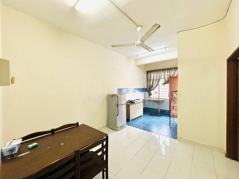 2-storey Terraced House for Sale in Kota Tinggi (Johor) - Arif MS - Kitchen - PropertyGuru.com.my