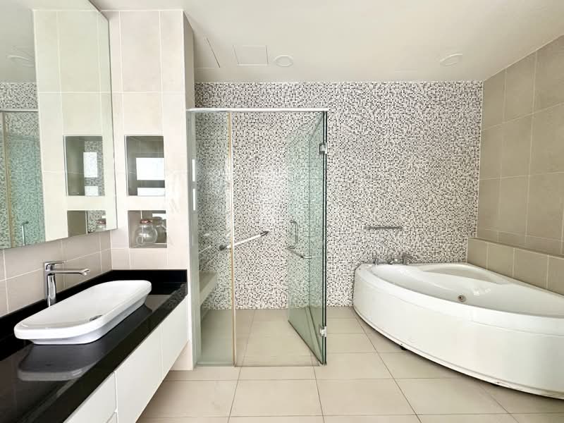 Bungalow House for Sale in Country Heights Damansara (Kuala Lumpur) - Caindy Wong - Bathroom - PropertyGuru.com.my