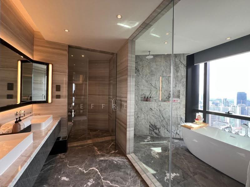 Kediaman Servis untuk Dijual di Imperial Lexis - Jeffrey Ng - Bathroom - PropertyGuru.com.my