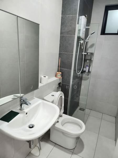 Kediaman Servis untuk Dijual di Lavile Kuala Lumpur - Jack Hor - Bathroom - PropertyGuru.com.my