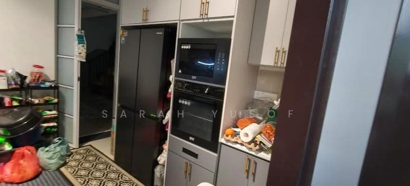 Rumah Teres untuk Disewa di Iskandar Puteri (Nusajaya) (Johor) - Sarah Yusof - Kitchen - PropertyGuru.com.my