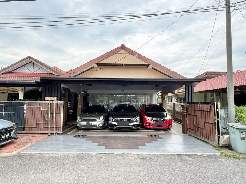 Semi-Detached House for Sale in Kuala Paka (Terengganu) - Fazielawatie Ishak - Exterior - PropertyGuru.com.my