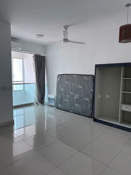 Kediaman Servis untuk Disewa di Greenfield Regency - Jun Weng Tan - Balcony - PropertyGuru.com.my