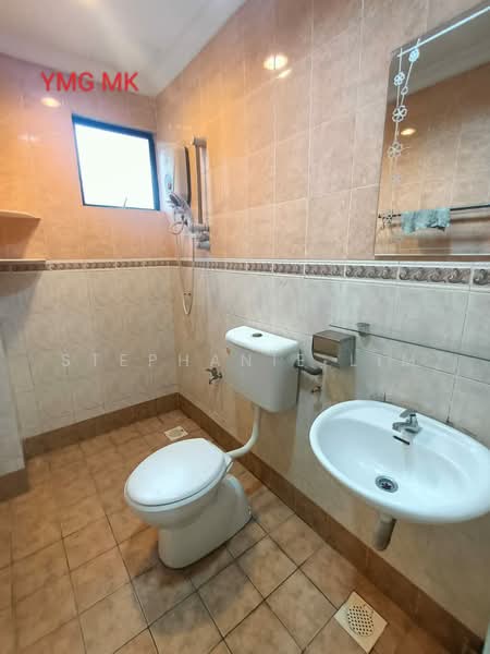 Pangsapuri untuk Disewa di Prima Bayu Apartment - Stephanie Lim - Bathroom - PropertyGuru.com.my