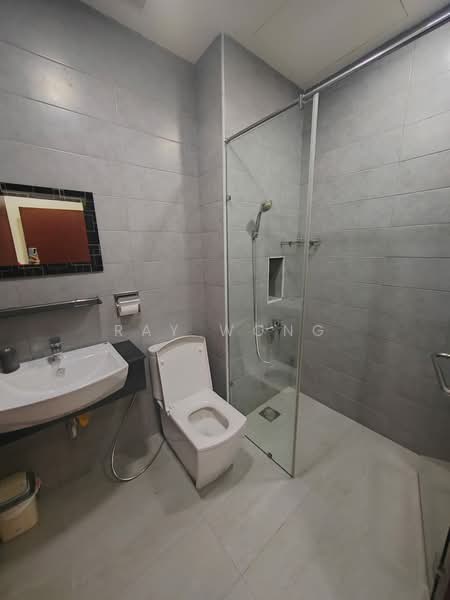 Kediaman Servis untuk Disewa di Paragon Suites @ CIQ - Ray Wong - Bathroom - PropertyGuru.com.my