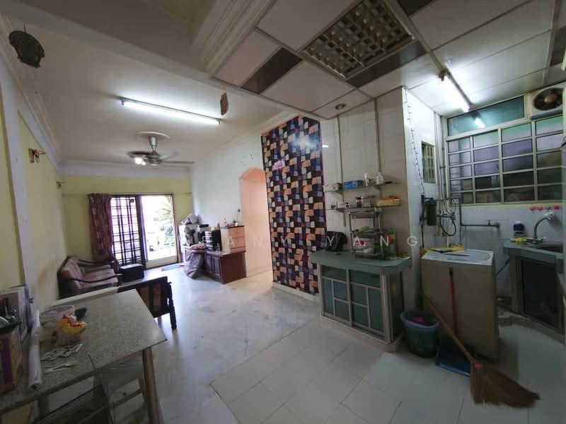 Pangsapuri untuk Dijual di Las Palmas - Tiffany Yang - Dining Area - PropertyGuru.com.my
