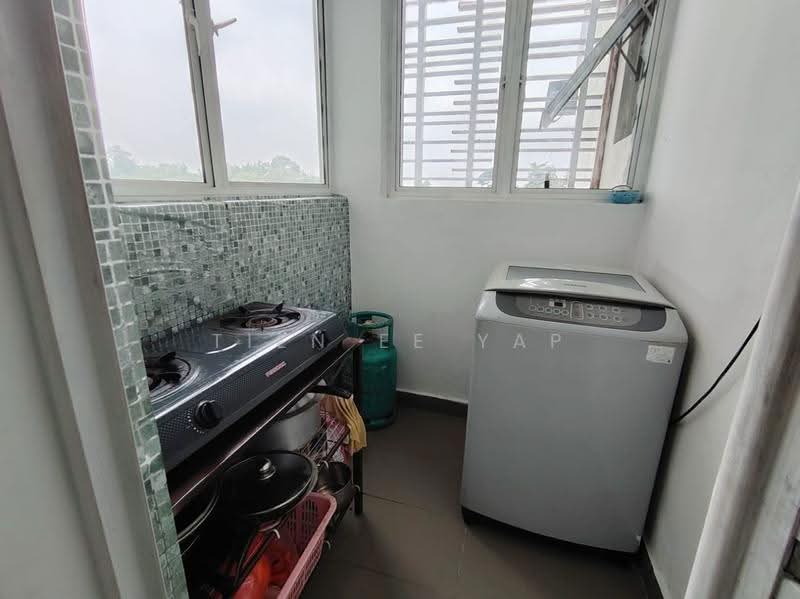 Kondominium untuk Disewa di Saville @ The Park - Tien Ee Yap - Kitchen - PropertyGuru.com.my