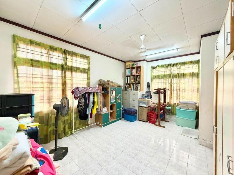 2-storey Terraced House for Sale in Mutiara Rini (Skudai) - Arif MS - Bedroom - PropertyGuru.com.my