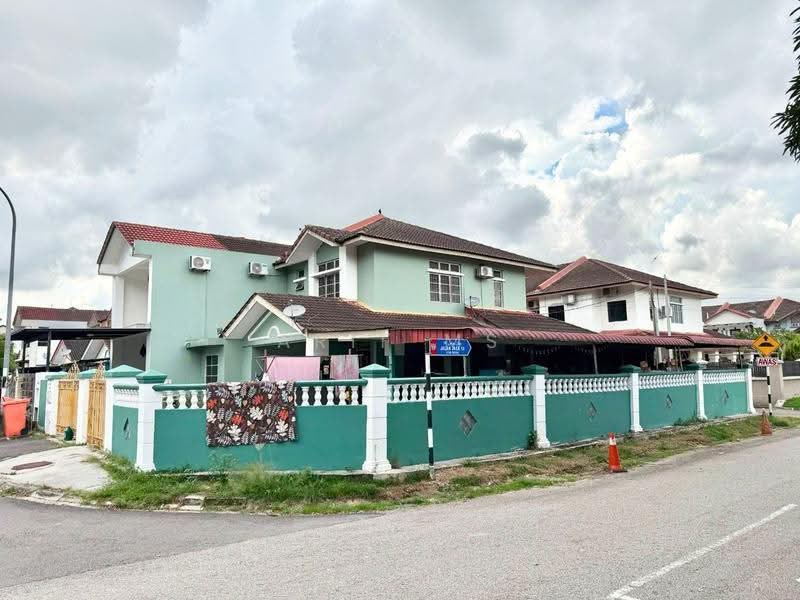 2-storey Terraced House for Sale in Mutiara Rini (Skudai) - Arif MS - Exterior - PropertyGuru.com.my