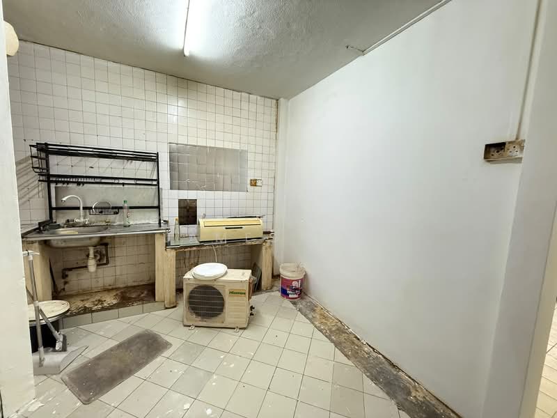 Pangsapuri untuk Dijual di Rampai Court - James Tan - Kitchen - PropertyGuru.com.my