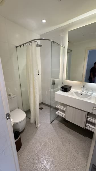 Service Residence for Sale at Suasana Iskandar Malaysia - Akmal Bin MD Ali - Bathroom - PropertyGuru.com.my