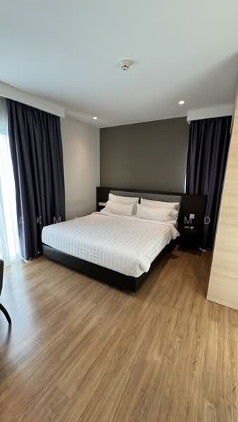 Service Residence for Sale at Suasana Iskandar Malaysia - Akmal Bin MD Ali - Bedroom - PropertyGuru.com.my