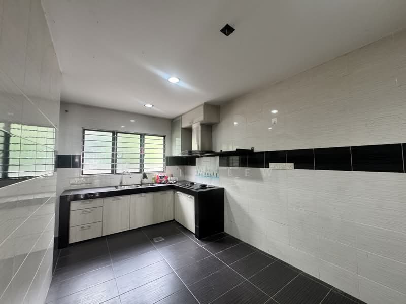 2-storey Terraced House for Rent in Sri Petaling (Kuala Lumpur) - CHRIS LEW - Kitchen - PropertyGuru.com.my
