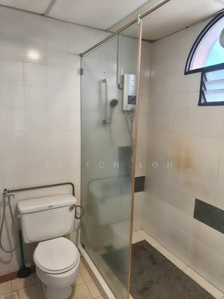 Apartment for Sale at Desa Bella - Alston Loh - Bathroom - PropertyGuru.com.my