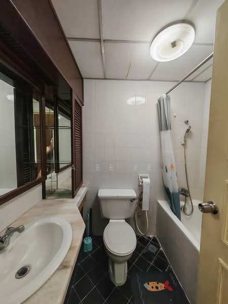 Condominium for Sale at Sri York Condominium - A Ee Ee - Bathroom - PropertyGuru.com.my