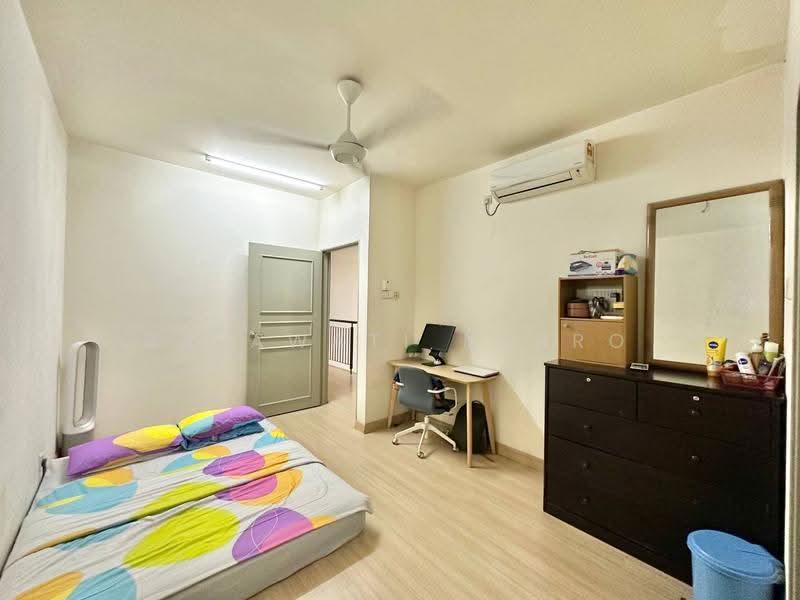 2-storey Terraced House for Sale in Alam Impian (Shah Alam) - Salawati Busro - Bedroom - PropertyGuru.com.my