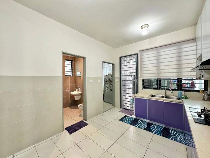 2-storey Terraced House for Sale in Alam Impian (Shah Alam) - Salawati Busro - Kitchen - PropertyGuru.com.my