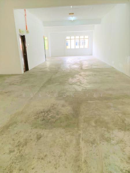Kedai untuk Dijual di Taman Equine (Seri Kembangan) - Brandon Yee - Interior - PropertyGuru.com.my