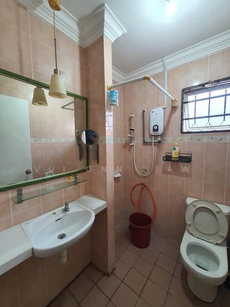Rumah Teres 2-Tingkat untuk Disewa di Kota Kinabalu (Sabah) - Vui Onn Liaw - Bathroom - PropertyGuru.com.my