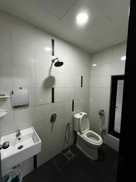 Service Residence for Sale at Suria Jaya - Ben Mok - Bathroom - PropertyGuru.com.my