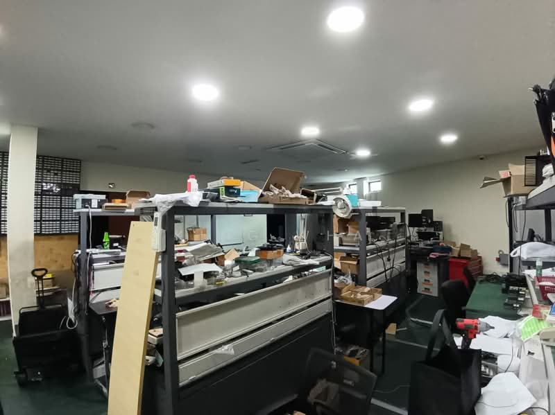 Shop for Sale in Wangsa Maju (Kuala Lumpur) - King Wha - Interior - PropertyGuru.com.my