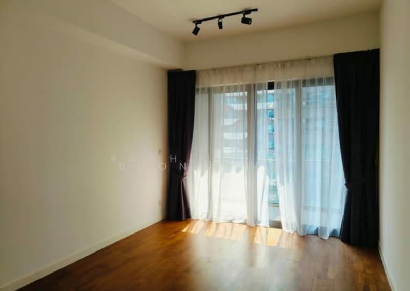 Kediaman Servis untuk Dijual di The Elements - Boon Peng - Living Room - PropertyGuru.com.my