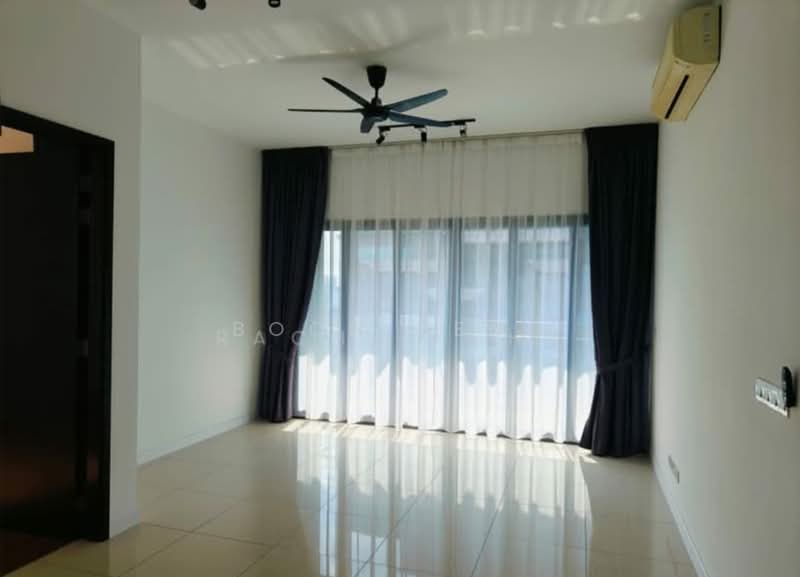 Kediaman Servis untuk Dijual di The Elements - Boon Peng - Living Room - PropertyGuru.com.my