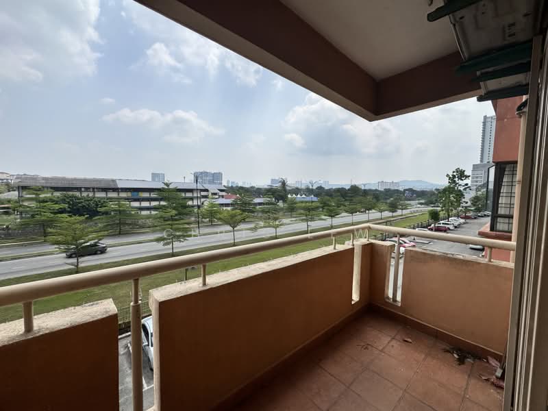 Kondominium untuk Disewa di Vista Millennium Condominium - CHRIS LEW - Balcony - PropertyGuru.com.my