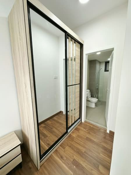 Kediaman Servis untuk Disewa di Aster Hill - Derick Wu - Bathroom - PropertyGuru.com.my
