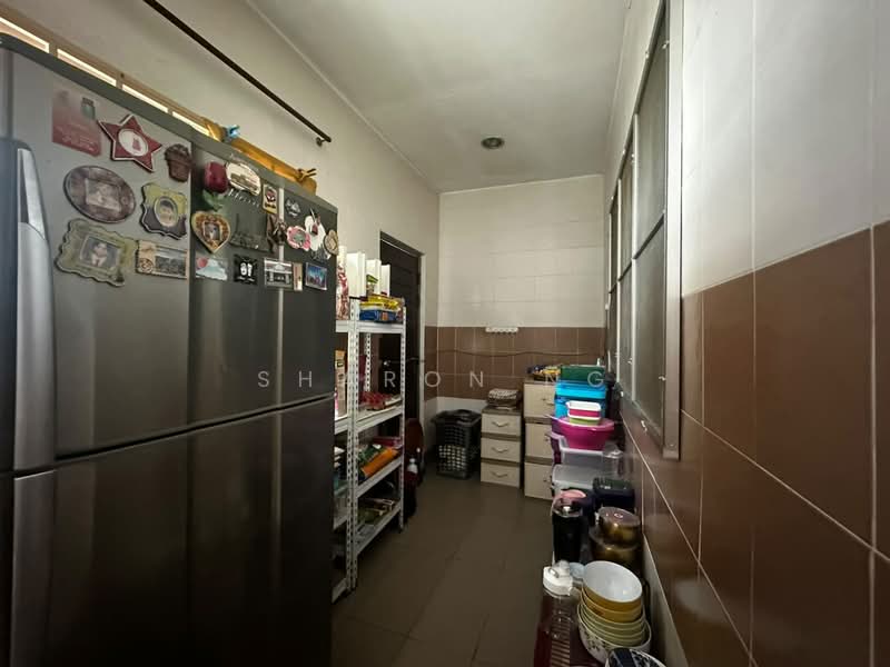 Rumah Teres 1-Tingkat untuk Dijual di Taman Ungku Tun Aminah (Skudai) - Sharon Ng - Kitchen - PropertyGuru.com.my