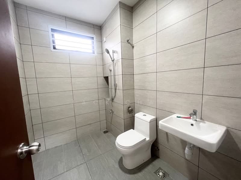 Rumah Teres 2-Tingkat untuk Dijual di Bandar Indahpura (Kulai) - Jack Chai - Bathroom - PropertyGuru.com.my