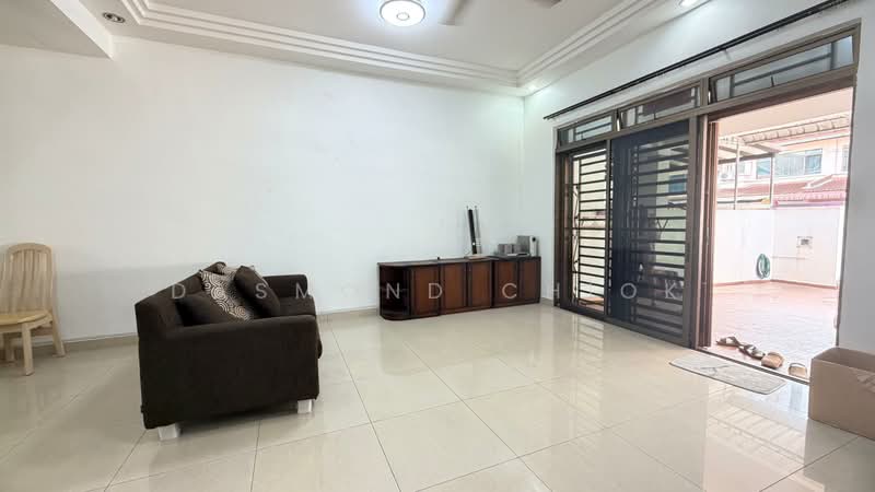 Rumah Teres 2-Tingkat untuk Dijual di Taman Mount Austin (Tebrau) - Dasmond Chiok - PropertyGuru.com.my