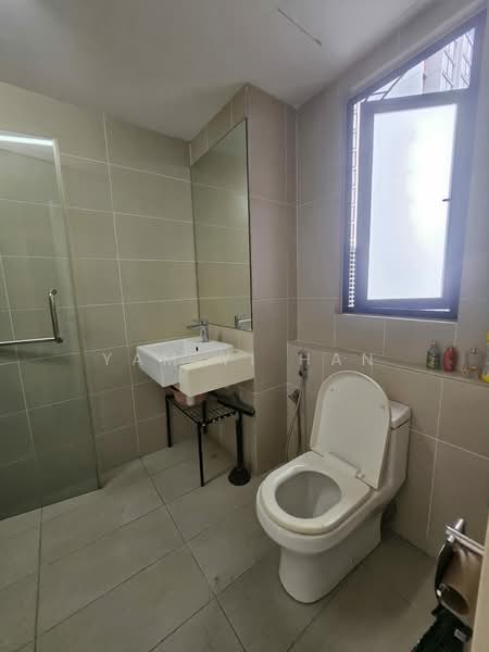 Service Residence for Rent at Kanvas SOHO - Yam Yi Han - Bathroom - PropertyGuru.com.my