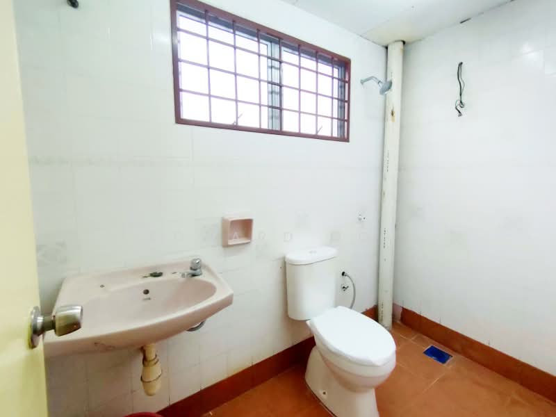 2-storey Terraced House for Sale in Bandar Damai Perdana (Cheras) - Edward Ooi - Bathroom - PropertyGuru.com.my