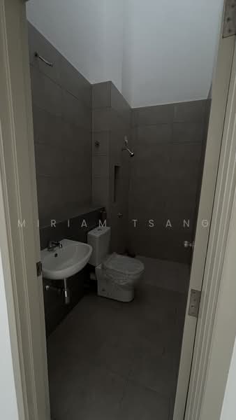 2-storey Terraced House for Sale in Telok Panglima Garang (Selangor) - Miriam Tsang - Bathroom - PropertyGuru.com.my