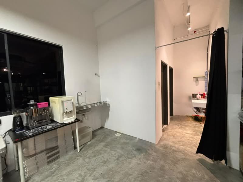 Shop for Sale in Bandar Sri Permaisuri (Cheras) - Cindy Lai - Interior - PropertyGuru.com.my