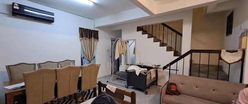 2.5-storey Terraced House for Sale in Johor Bahru (Johor) - Amanda Voon - Living Room - PropertyGuru.com.my