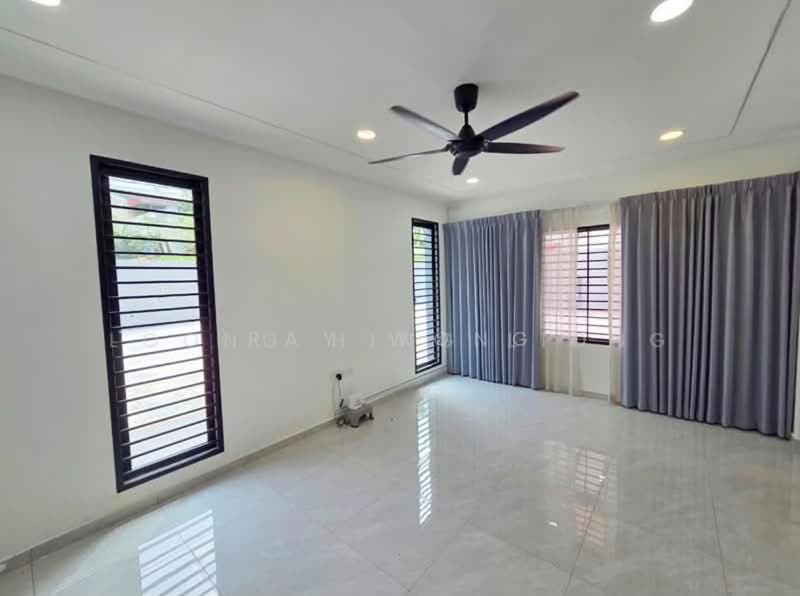 Rumah Berkembar untuk Disewa di Kampung Bahru (Johor Bahru) - Ray Wong - Living Room - PropertyGuru.com.my